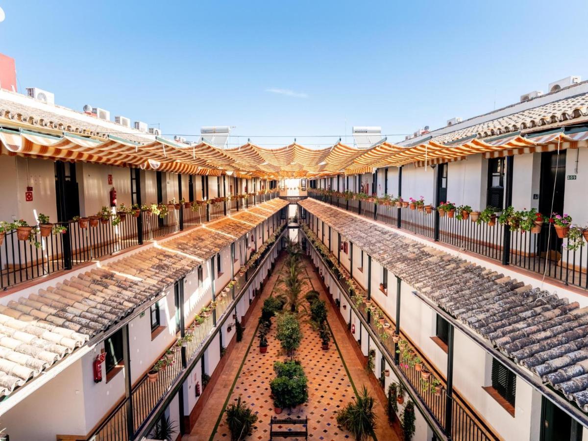 Holi-Rent Lumbreras Apartment เซบีญา ภายนอก รูปภาพ
