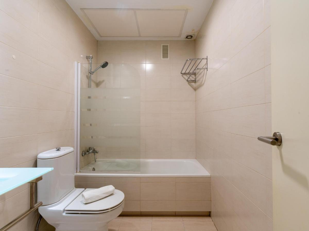 Holi-Rent Lumbreras Apartment เซบีญา ภายนอก รูปภาพ